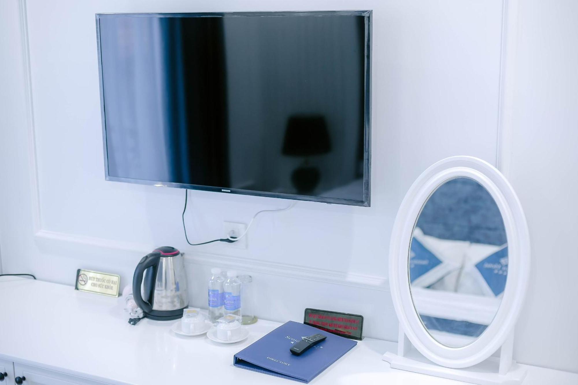 Senior Hotel 2 カントー エクステリア 写真